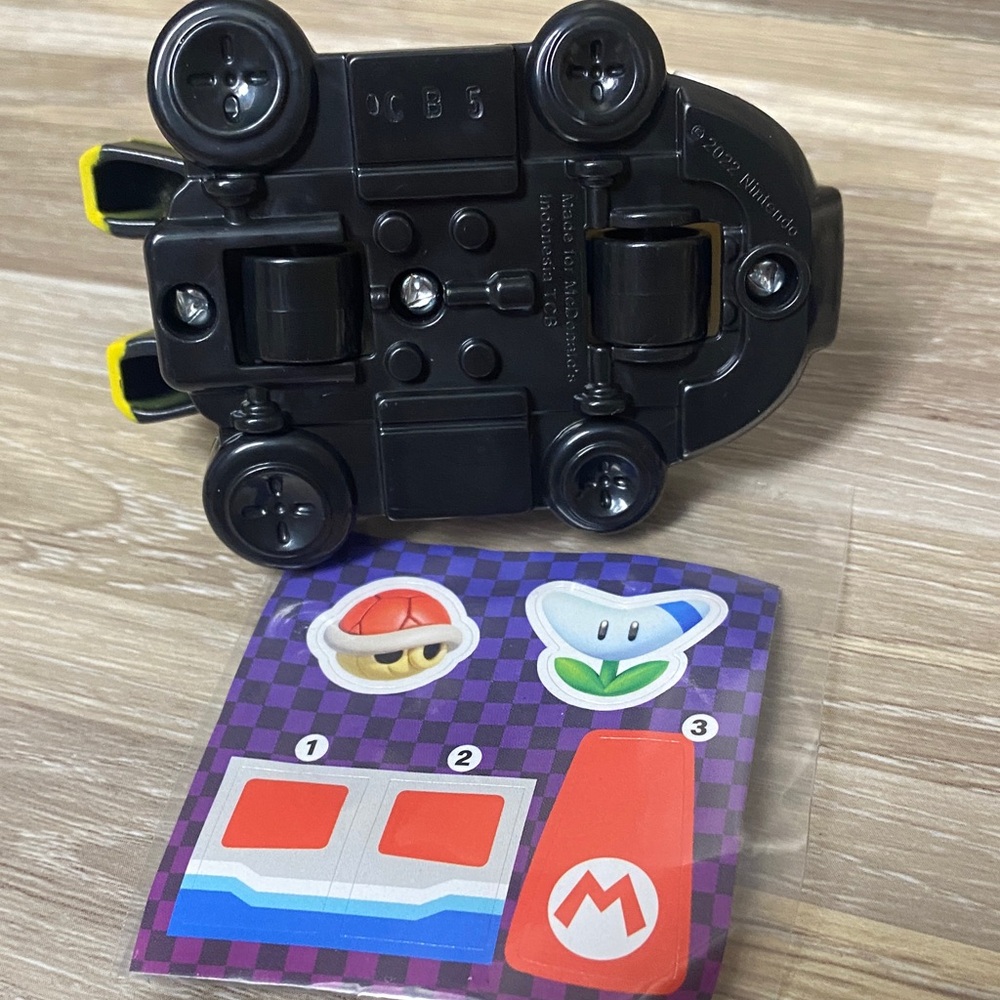 Nintendo Mario Kart Character Racers Set - Picture 10 of 11